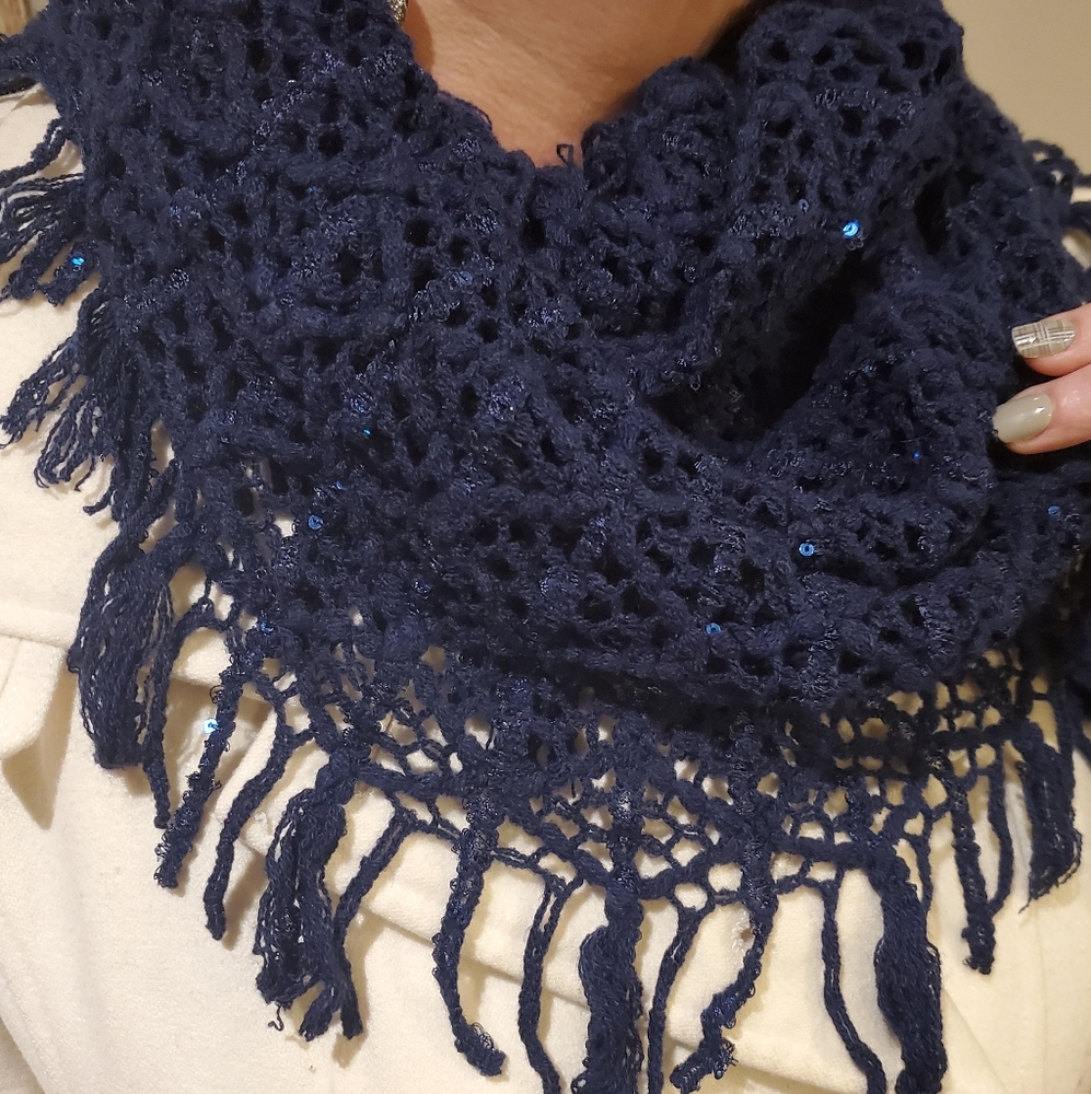 Navy Chenille Knit Eternity Scarf  NWOT